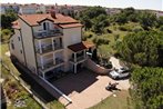 Apartments house Tomic for max 22 persons Maj Porec