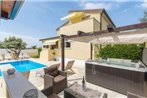 Lovely 1 1-Bed Appartment Villa in Porec