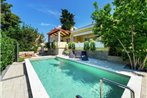 Poolincluded - Villa Luna