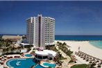 Krystal Grand Punta Cancun