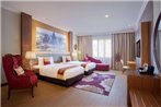 Ramada Suites By Wyndham Solo