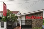 RedDoorz near Universitas Medan Area