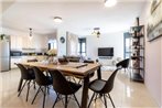 Amazing 4 bedroom/Parking in Machane Yehuda Market