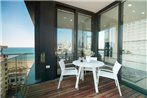 Luxury Beachfront Apartment by Airsuite
