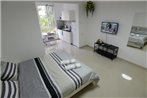 Olga Beach Apartment 28