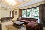 Exquisite 1BR Abode near Mumbai Airport(3.5 km)