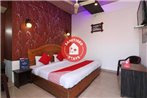 OYO 72352 Hotel New Shikha