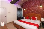 OYO 74780 Hotel Ratna Deep