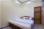 OYO Home Cozy Studio Collage Square Hotel Maya International Near St. Thomas's Church