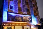 Click Hotel Yatharth Inn