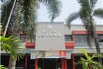 Istana Hotel