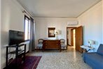 Calle San Giacomo Apartment