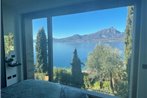 3 Zimmer Apartment am Gardasee mit traumhaften Seeblick und Pool in Torri del Benaco