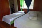 Conrods Negril Guesthouse