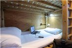 Small Hotel 3 min from Miyajima Pier Bed 34