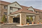 La Quinta Inn & Suites Milwaukee Delafield