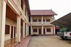 Meechaleun Guesthouse