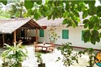 The Lazy Monkey Surfhostel - Dorms & Double Rooms
