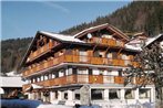 Chalet Hotel Alpina