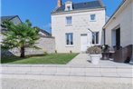 Elite Holiday Home in Beaumont-en-Veron with Lawn