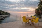 BEACHFRONT VILLA with BOAT