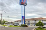 Motel 6 Medford North