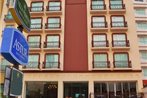 Astur Hotel & Residence