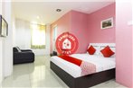 OYO 162 FB Hotel