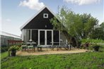 Cozy Holiday Home in Nieuwkoop near Lake