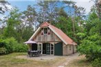 Stunning home in Steenwijk - De Bult w/ Sauna