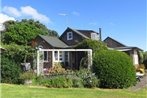 The Farm Cottage - Raglan Holiday Home