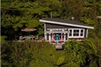 Tairua Treehouse - Tairua Holiday Home