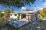 Kowhai Cottage - Wanaka Holiday Home