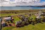 Casa de Perro - Whitianga Holiday Home