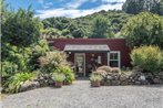 Kokopu Cottage - Akaroa Holiday Home