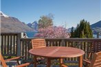 Central Southern Lakes - Queenstown Holiday Home