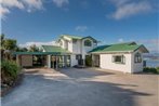 Sensational on Centennial - Whitianga Holiday Home