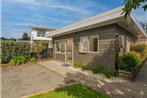 Sunny Days Retreat - Tairua Holiday Home