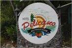 Pelican Beachfront Hotel