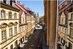 Old Town Folk Apartment