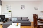 Kolorowy Goclaw Apartment by Renters