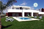 Villas Novochoro - Large Garden- Heatable Pool