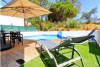 Vale do Lobo Villa Sleeps 6 with Pool Air Con and WiFi