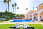 Vale do Lobo Villa Sleeps 10 with Pool Air Con and WiFi