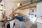 LovelyStay - \NEW\ Gorgeous Flat with Lounge in Typical Neighborhood