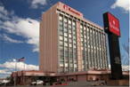 Ramada by Wyndham Reno Hotel & Casino