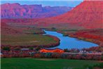 Red Cliffs Lodge