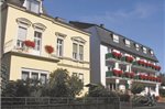 Rheinhotel Rudesheim Gastehaus Wohnen im Weingut