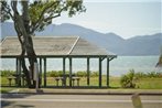 Rowes Bay Beachfront Holiday Park