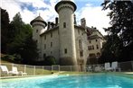 Cozy Castle in Serrieres-en-Chautagne with Swimming Pool